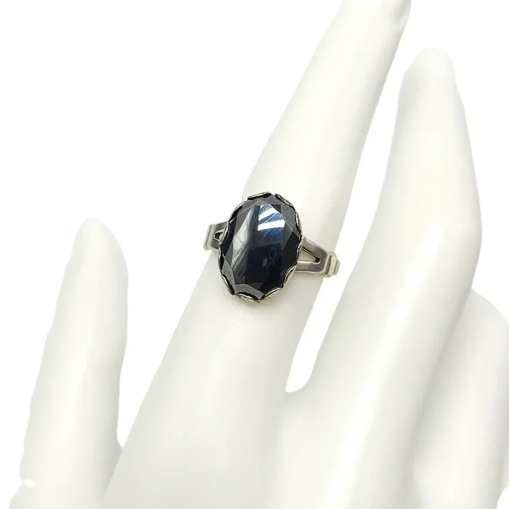 Sterling Silver Black Hematite Faceted Oval Shape Ring Size 7.5 Vintage